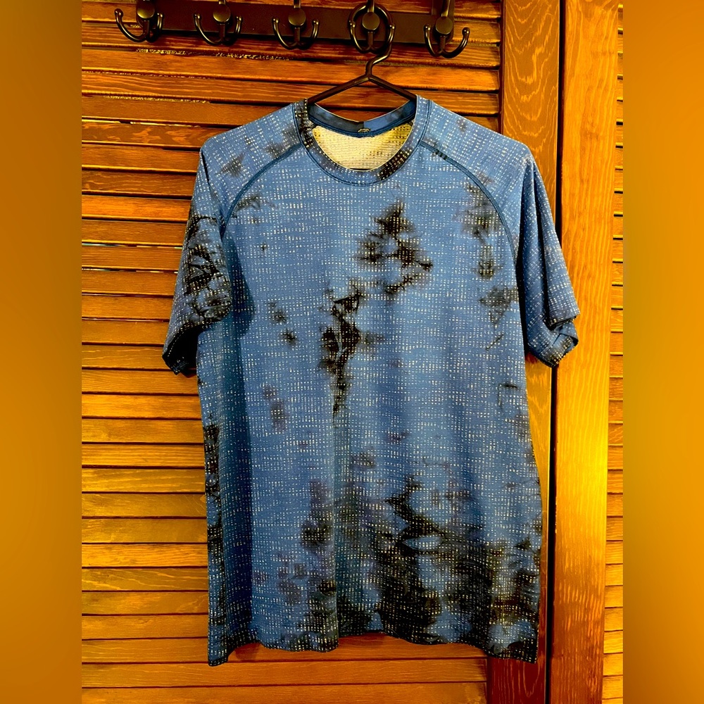 Lululemon Metal Vent Tech 2.0 Medium